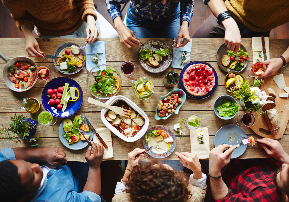 cost of dining out in new zealand